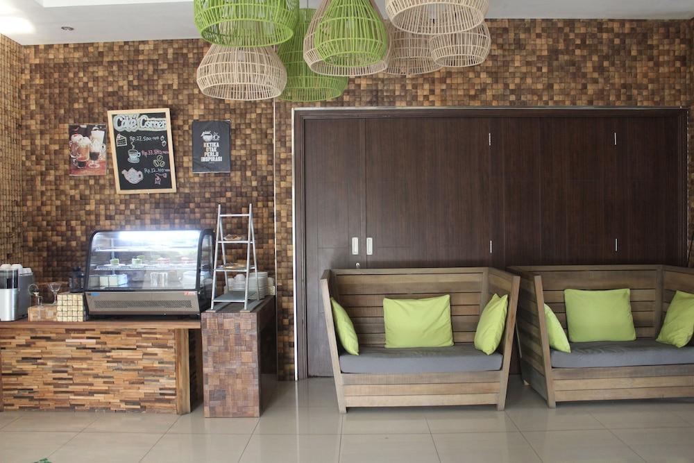 Greenotel Cilegon Exterior foto
