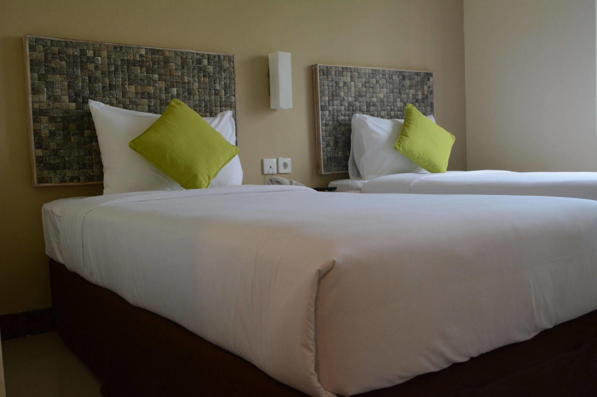 Greenotel Cilegon Exterior foto